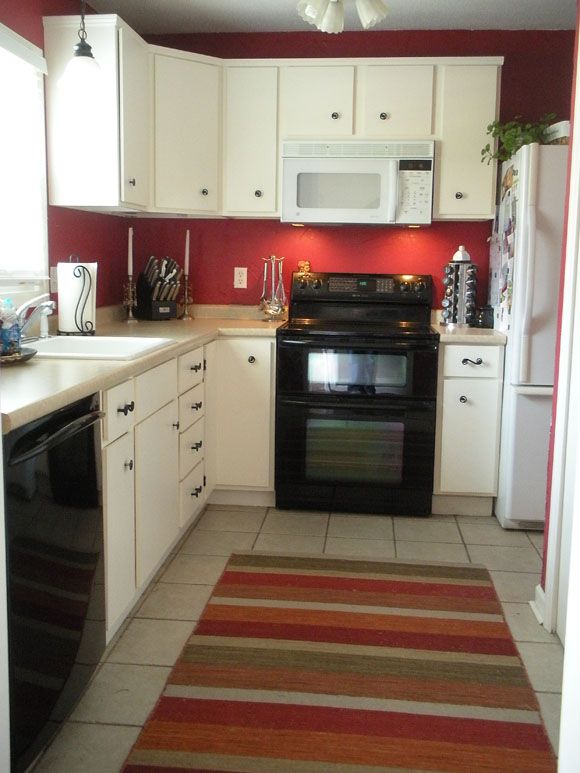 Kitchen_red_accent